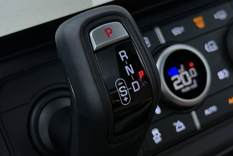 Vehicle Image 35