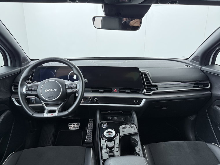 Vehicle Image 37