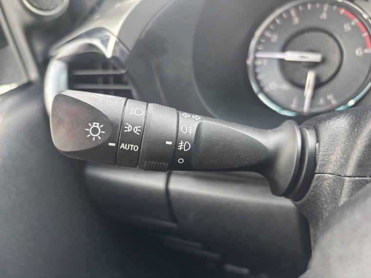 Vehicle Image 35