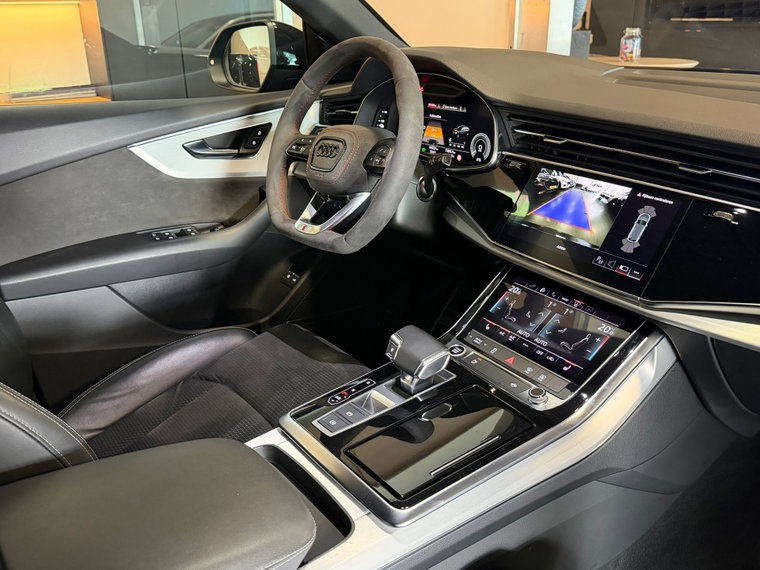 Vehicle Image 36