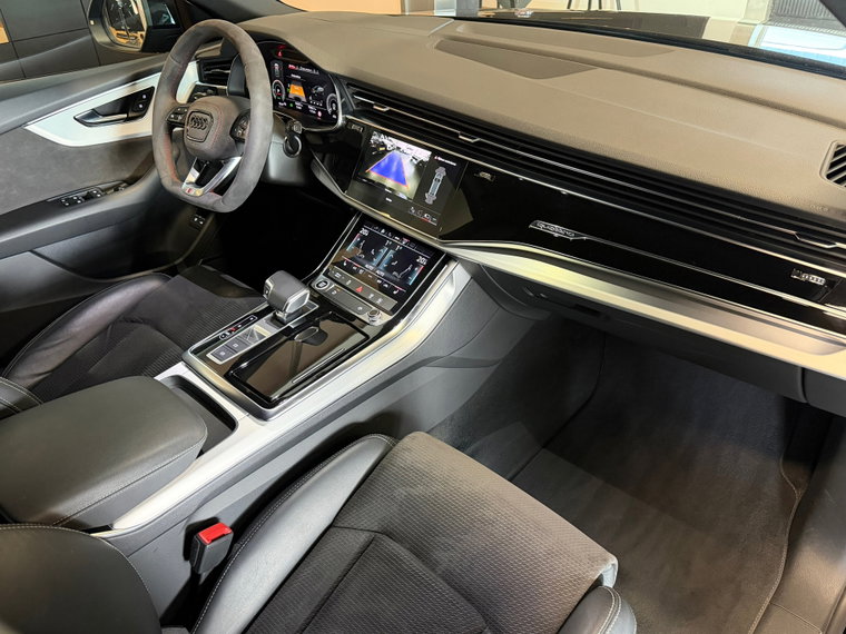 Vehicle Image 37