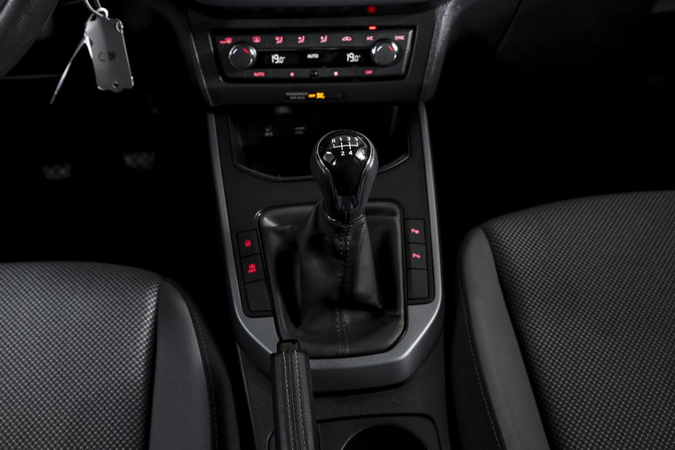 Vehicle Image 24