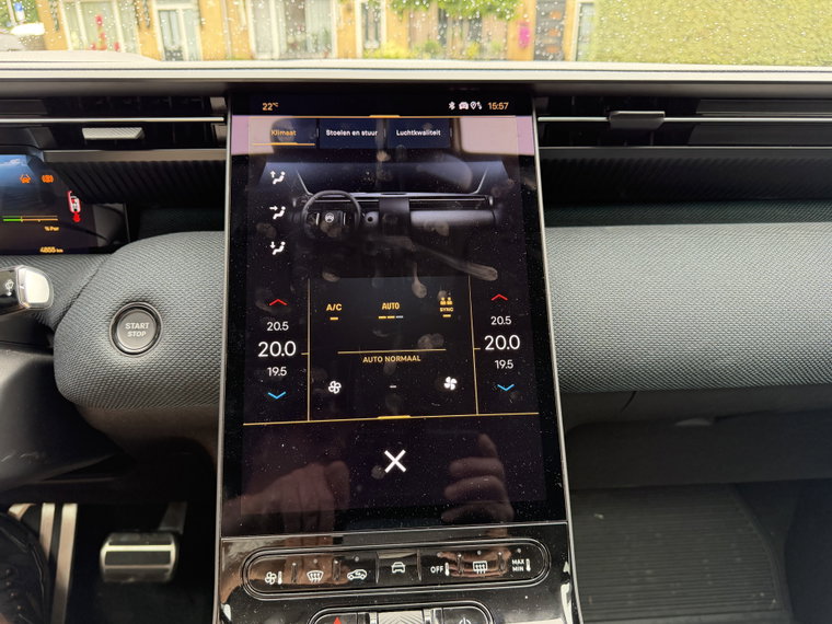 Vehicle Image 27
