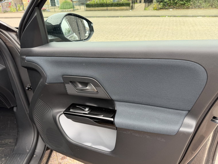 Vehicle Image 45