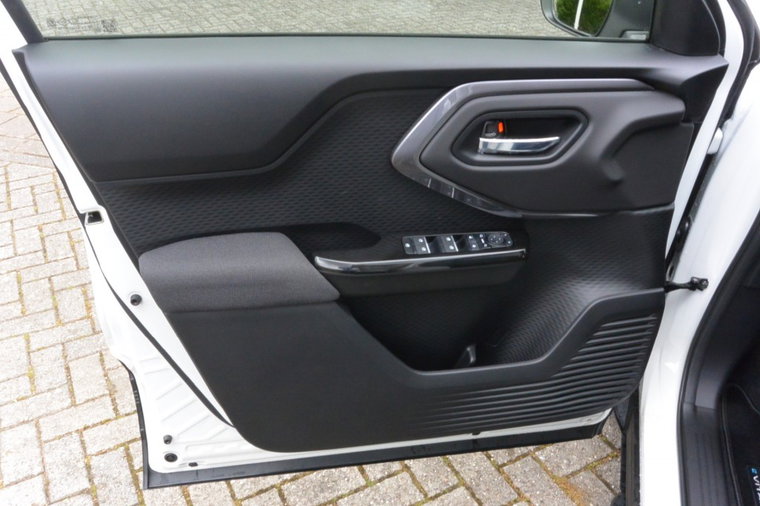 Vehicle Image 18