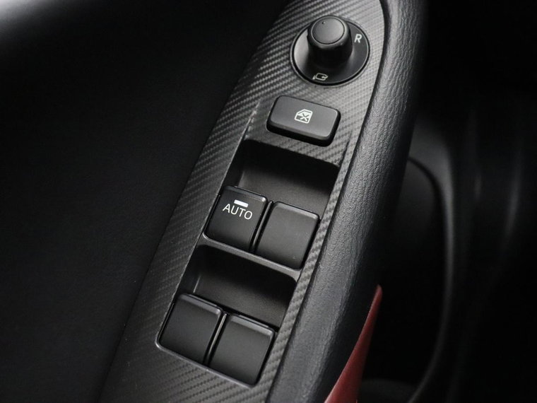 Vehicle Image 27