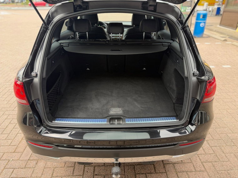 Vehicle Image 32