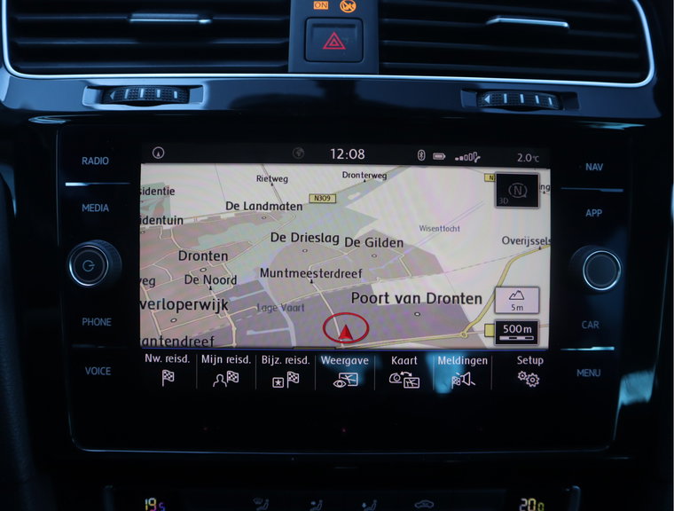 Vehicle Image 8