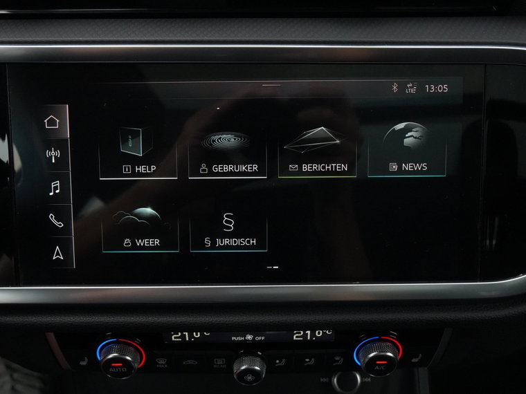 Vehicle Image 42