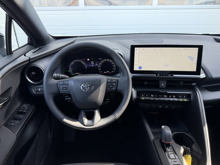 Vehicle Image 11