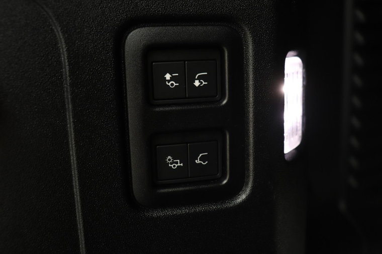 Vehicle Image 60