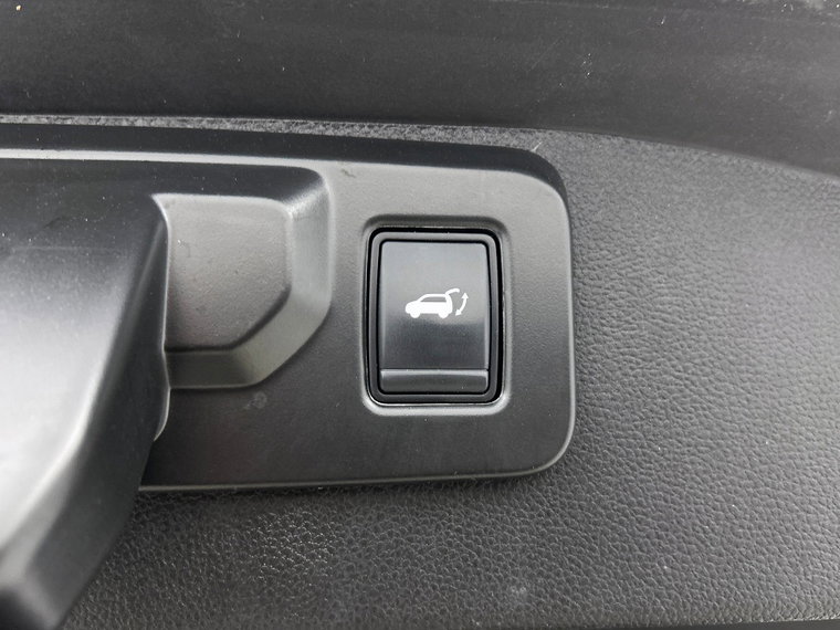 Vehicle Image 34