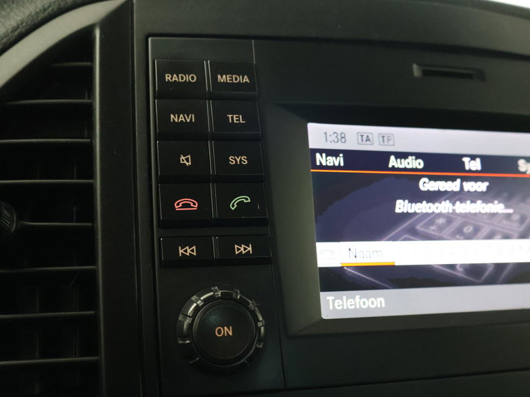 Vehicle Image 35