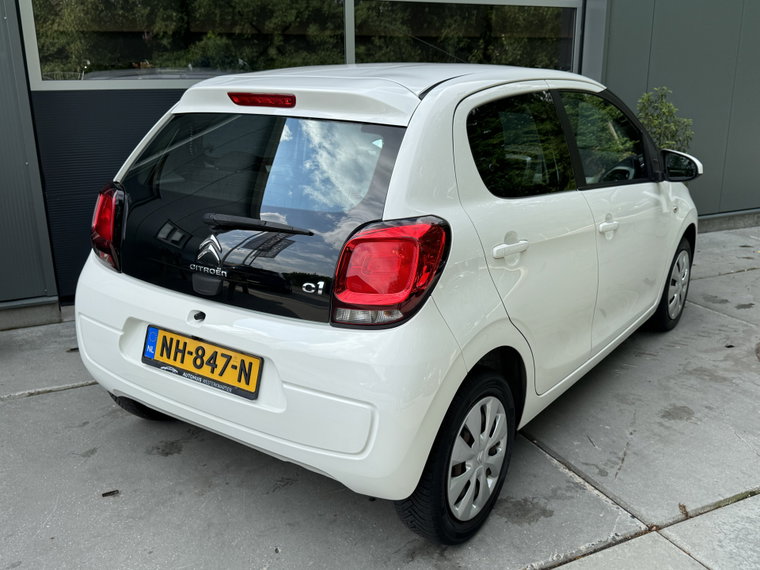 Vehicle Image 27