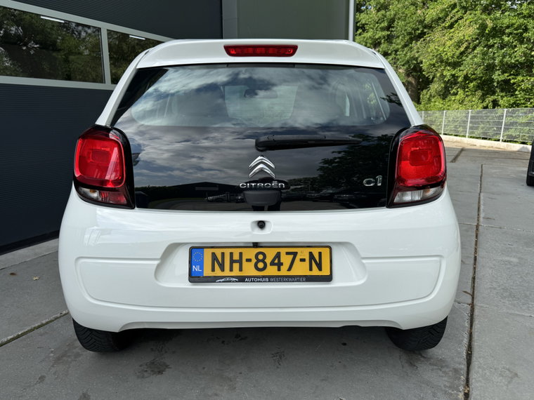 Vehicle Image 29