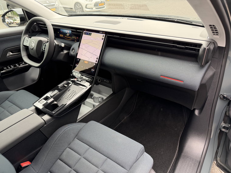 Vehicle Image 40