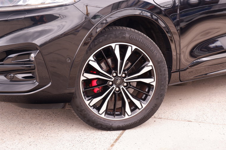 Vehicle Image 13