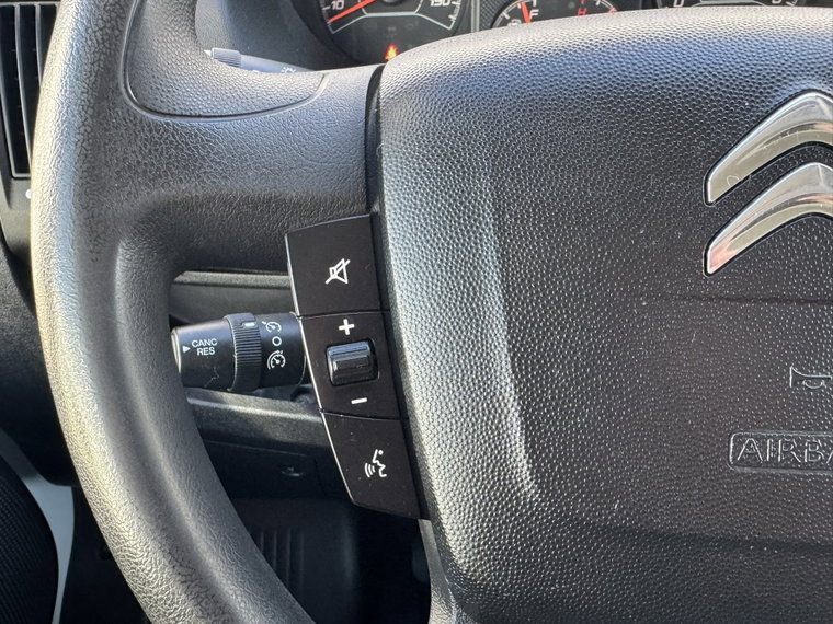 Vehicle Image 28