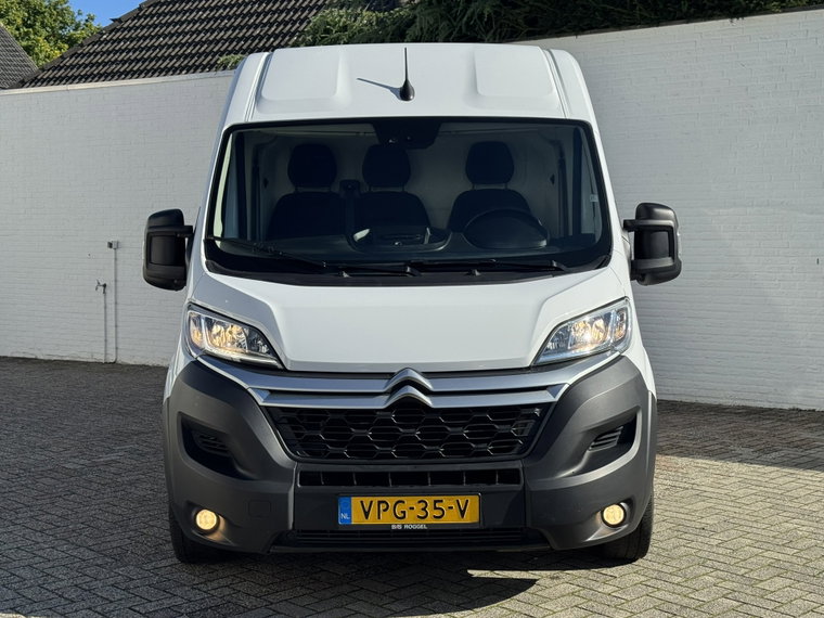 Vehicle Image 37