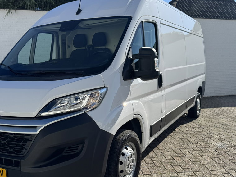 Vehicle Image 39