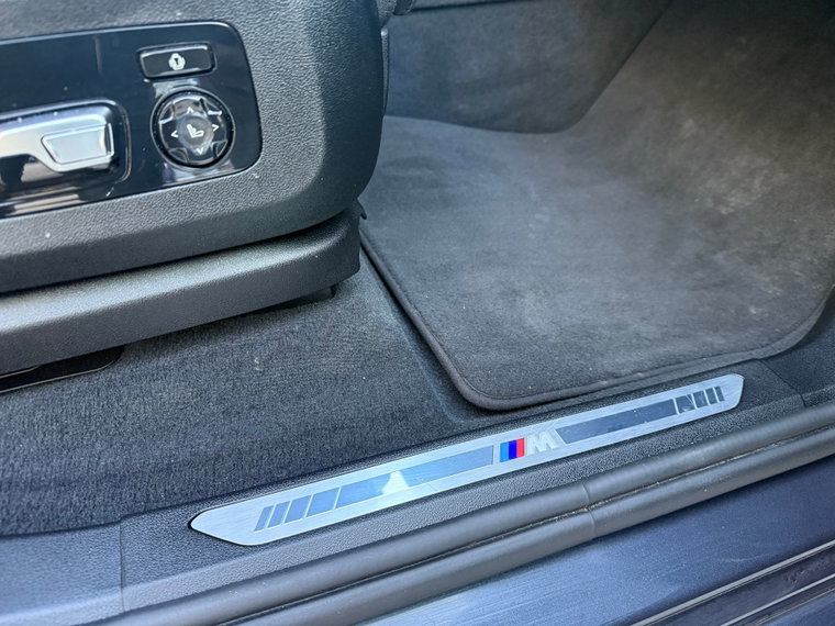 Vehicle Image 40