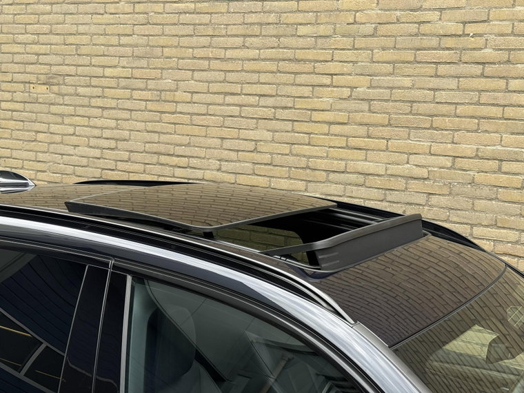 Vehicle Image 59