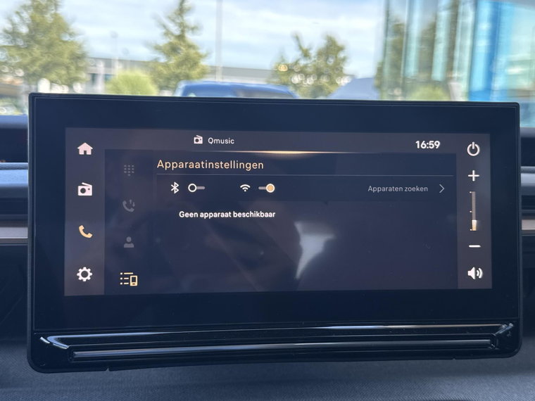 Vehicle Image 40