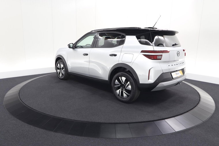 Vehicle Image 13