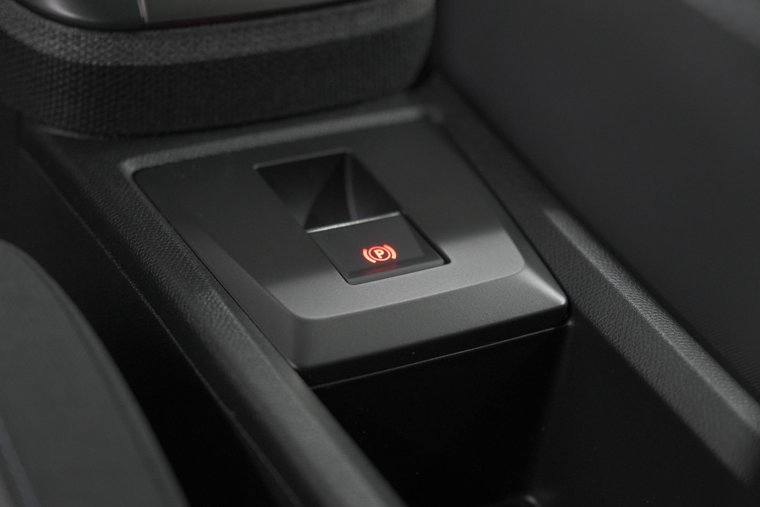 Vehicle Image 39