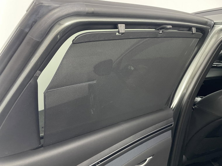 Vehicle Image 38