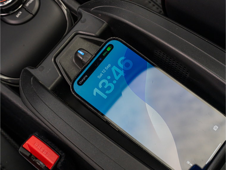 Vehicle Image 13