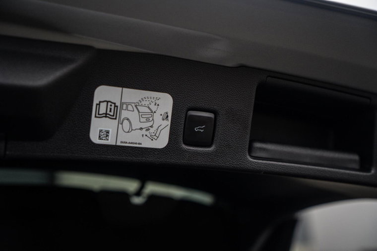 Vehicle Image 35