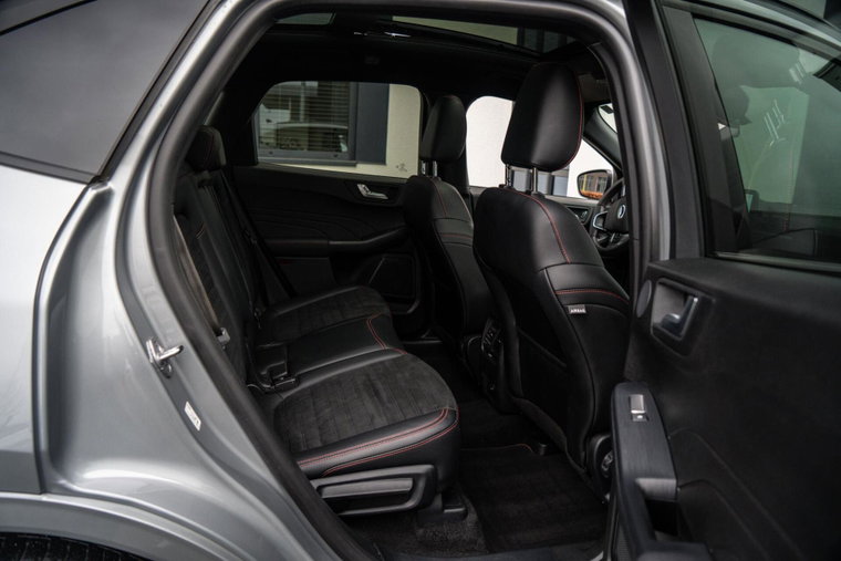 Vehicle Image 36
