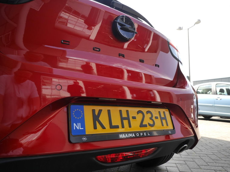 Vehicle Image 35