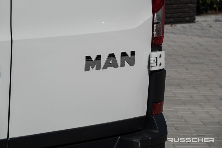 Vehicle Image 38