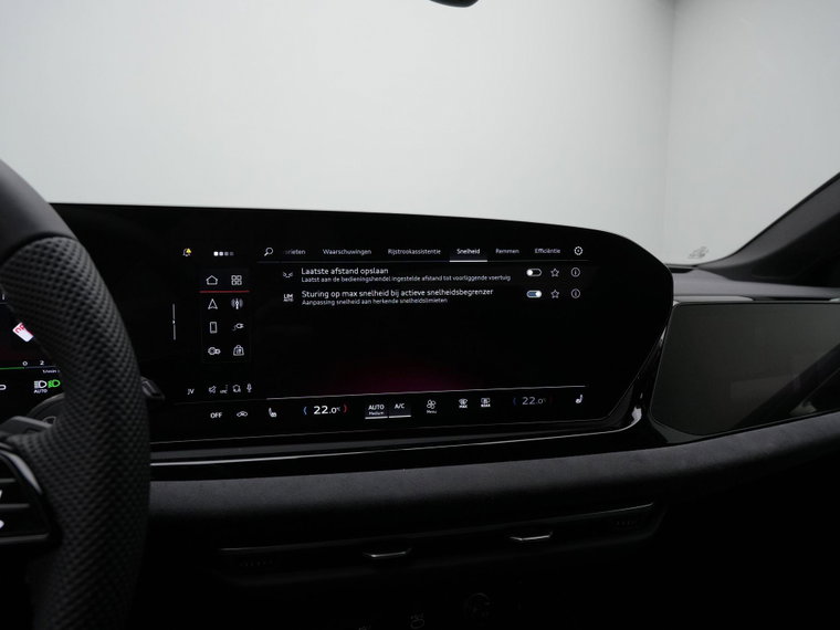Vehicle Image 40