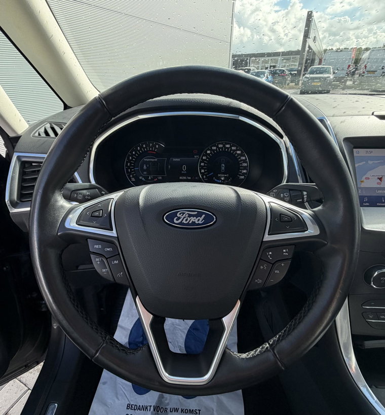 Vehicle Image 23
