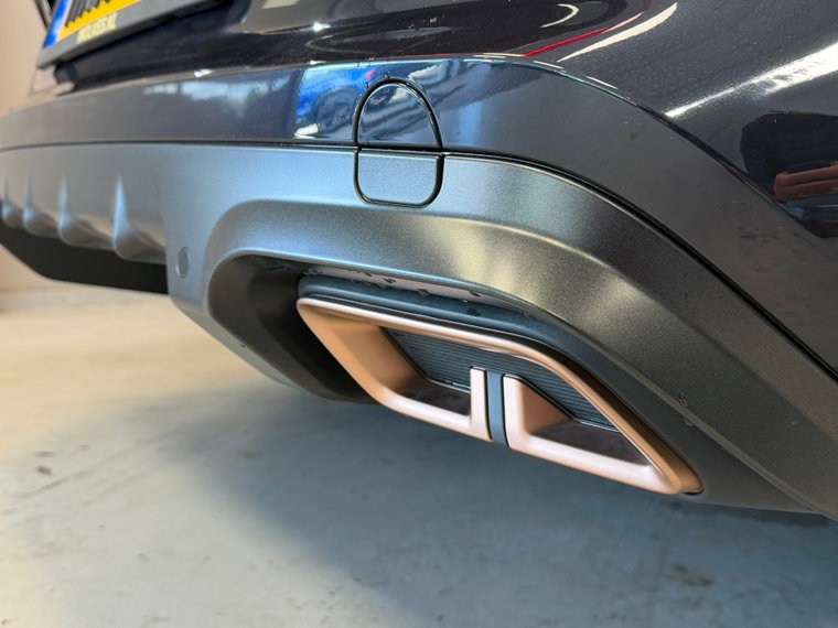 Vehicle Image 40