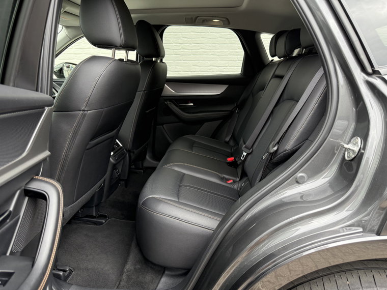 Vehicle Image 31