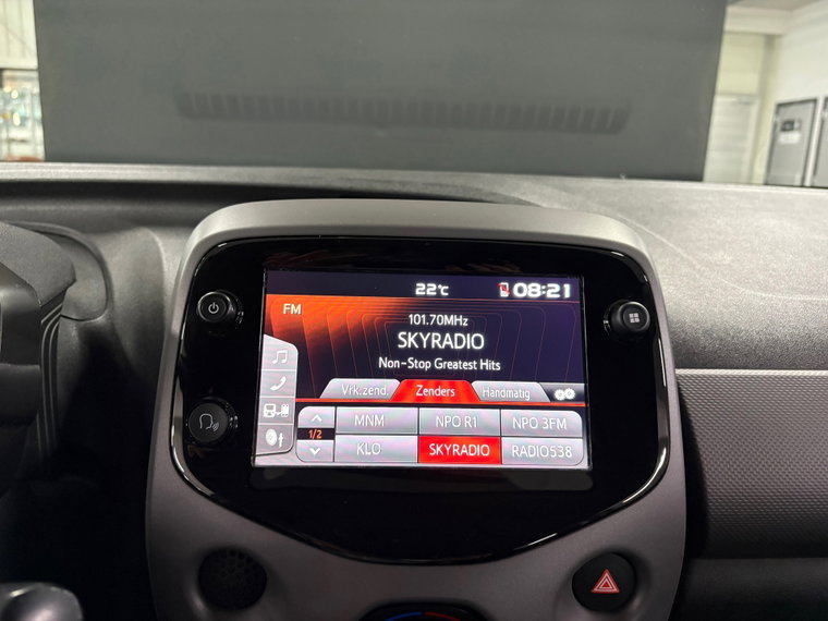 Vehicle Image 20