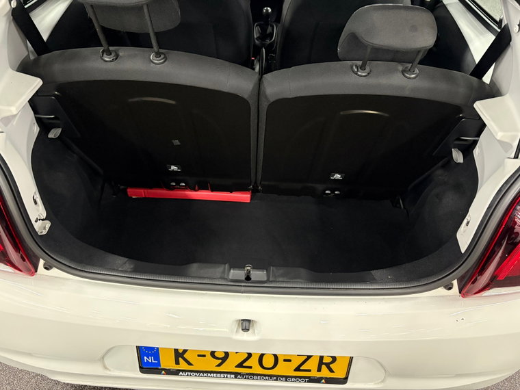 Vehicle Image 31