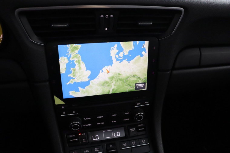 Vehicle Image 30