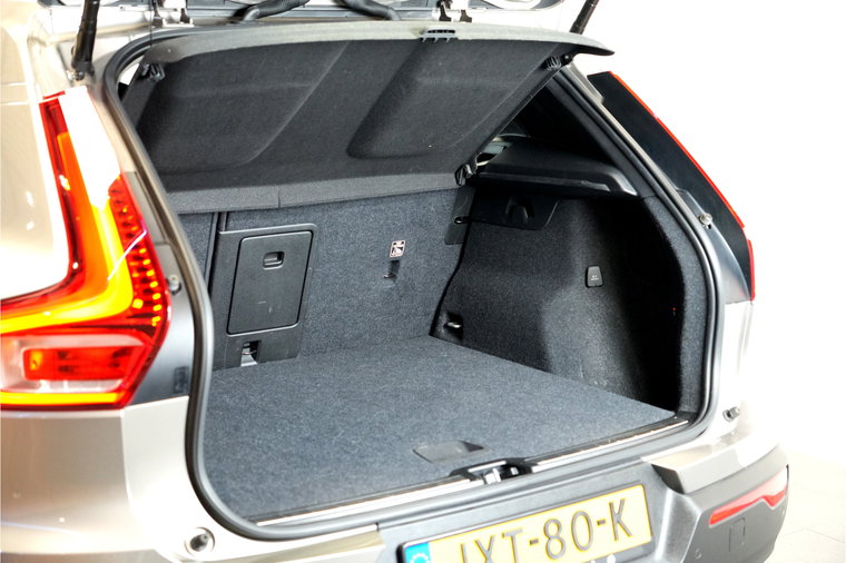 Vehicle Image 36