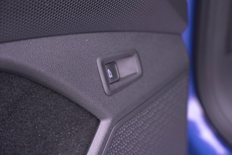 Vehicle Image 45