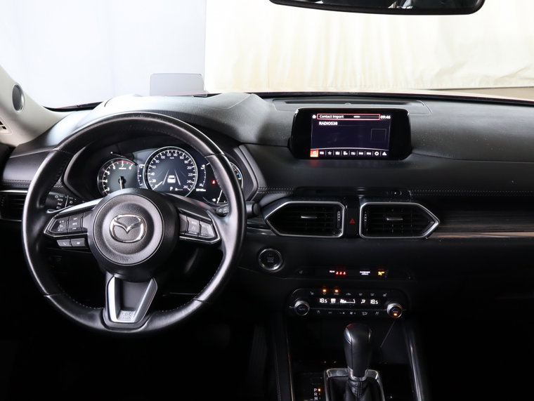 Vehicle Image 12