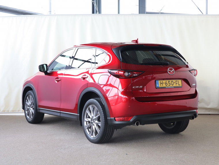 Vehicle Image 5