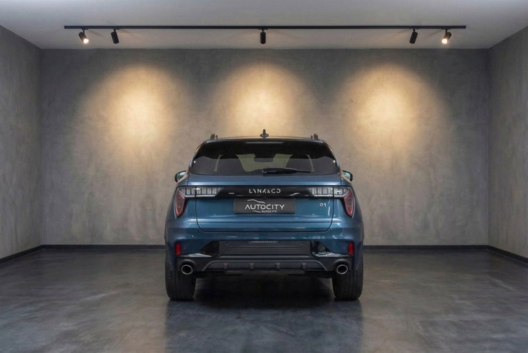 Vehicle Image 4