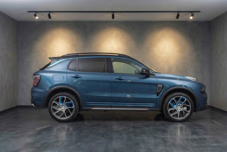 Vehicle Image 6