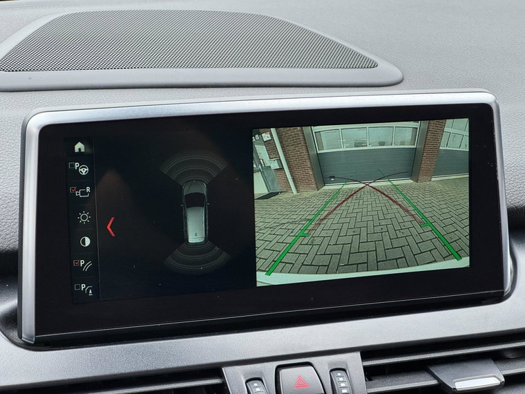 Vehicle Image 28