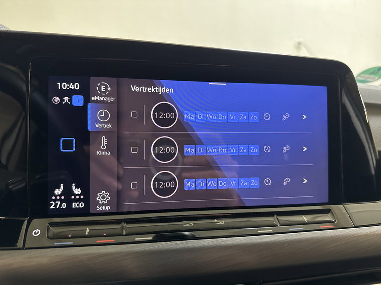 Vehicle Image 38